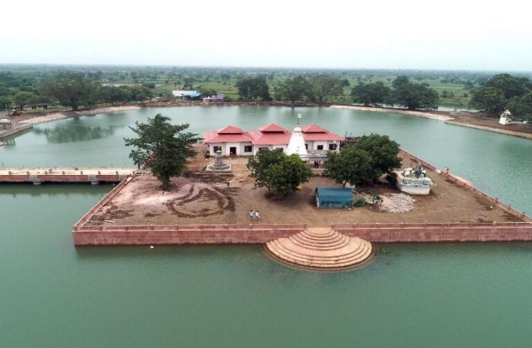 बीबीसी की रिपोर्ट :  60% लोग:  ऐतिहासिक आंकड़ों को बदलने के लिए प्रकृति का चयन