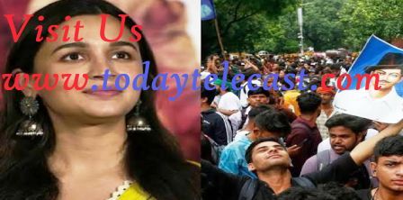 छात्रों के चल रहे प्रदर्शनों पर बॉलीवुड से मिली-जुली प्रतिक्रियाएं : अगली पीढी के लिये बेहतर रास्ता भी बना रहे हैं